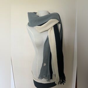 DONNI. Scarf